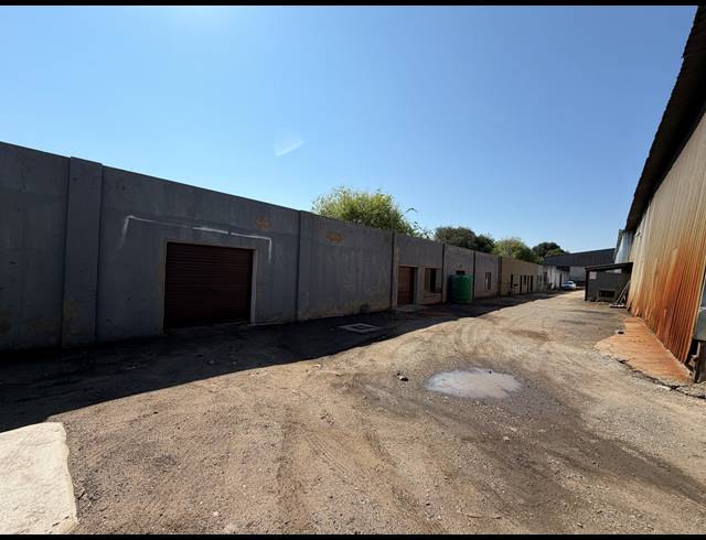 9,900M² INDUSTRIAL YARD FOR SALE IN VULCANIA
